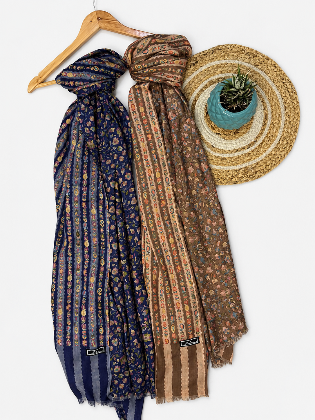 Kissa Reversible Fine Wool Stole