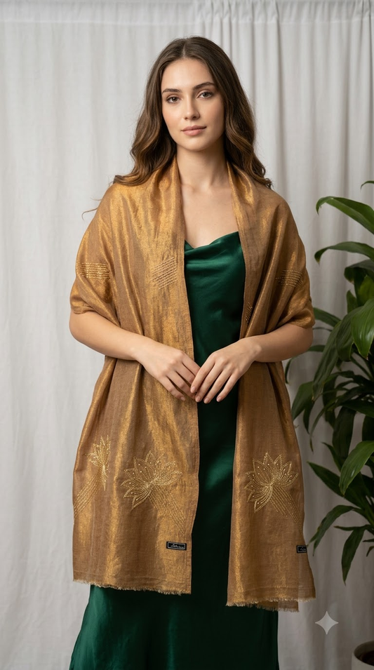 Kamal | Hand-Embroidered Fine Wool Stole