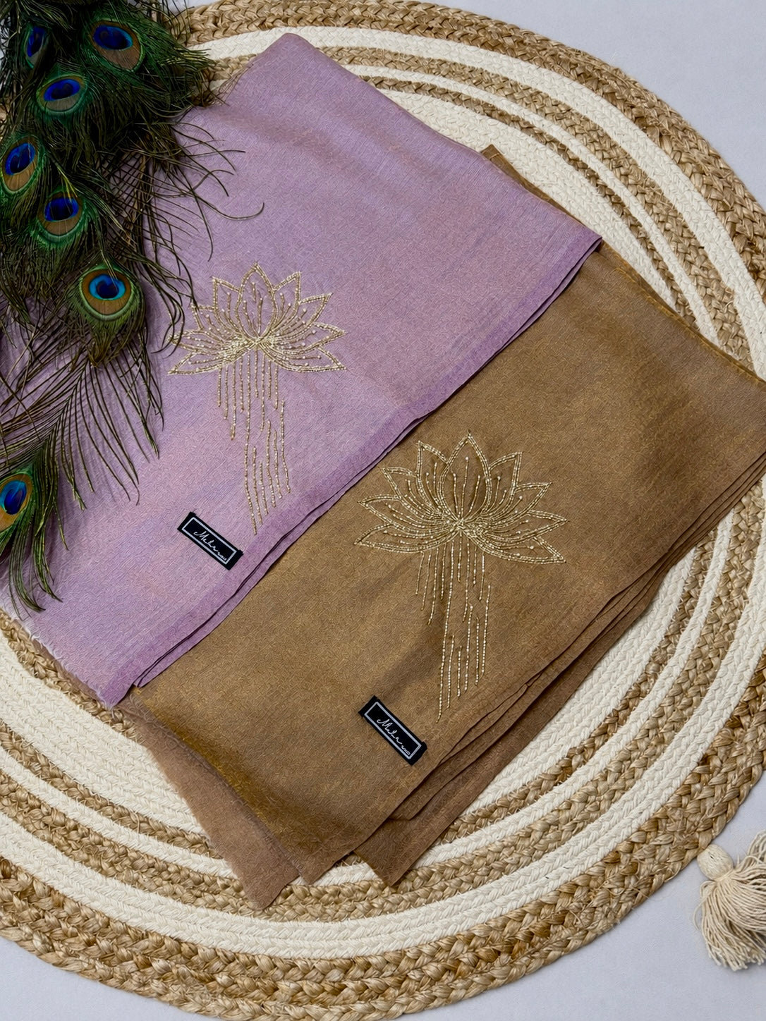 Kamal | Hand-Embroidered Fine Wool Stole